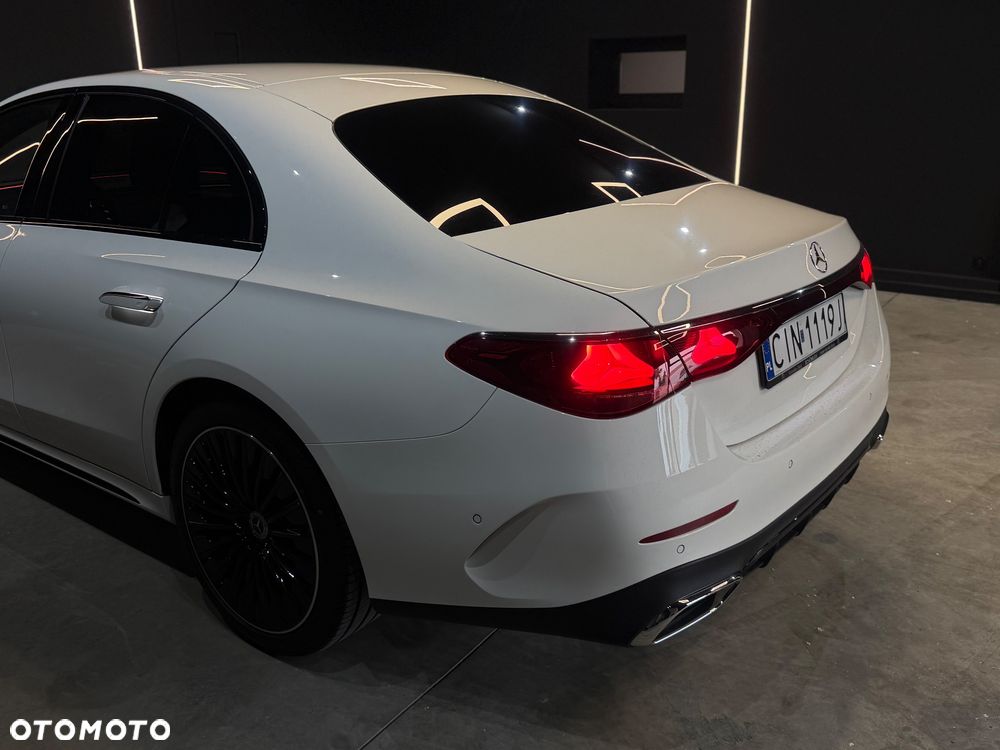 Mercedes-Benz Klasa E 220 d mHEV AMG 9G-Tronic - 10