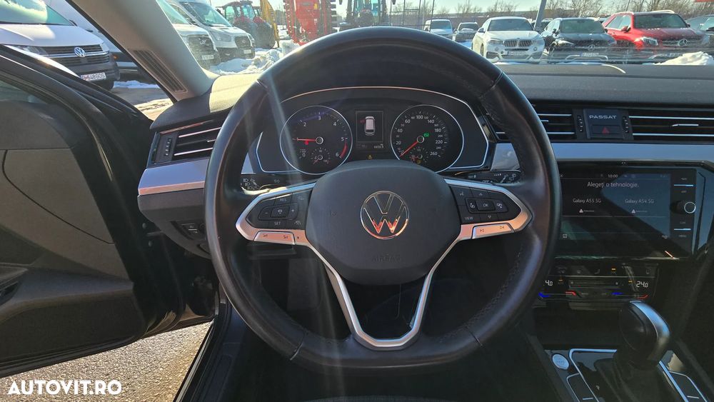 Volkswagen Passat 2.0 TDI DSG Comfortline - 13
