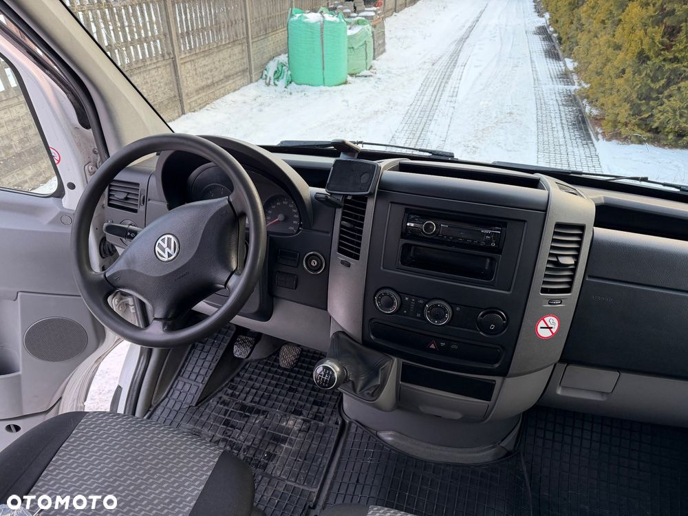 Volkswagen Crafter - 13