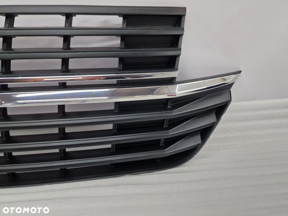 VW T6 LIFT T6.1 7LA 19- 4 MOTION ATRAPA / GRILL PRZEDNI PRZÓD , NR 7LA853651C / 7LA853653J , NR AUKCJI GR123 - 6