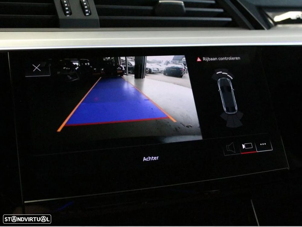 Audi Q8 e-Tron Sportback 55 quattro S line - 12