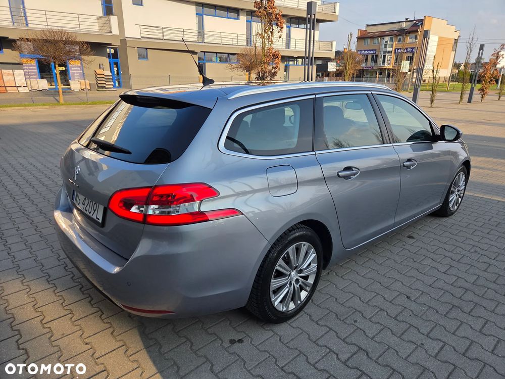 Peugeot 308 PureTech 130 GPF EAT8 Stop & Start Allure Business-Paket - 9