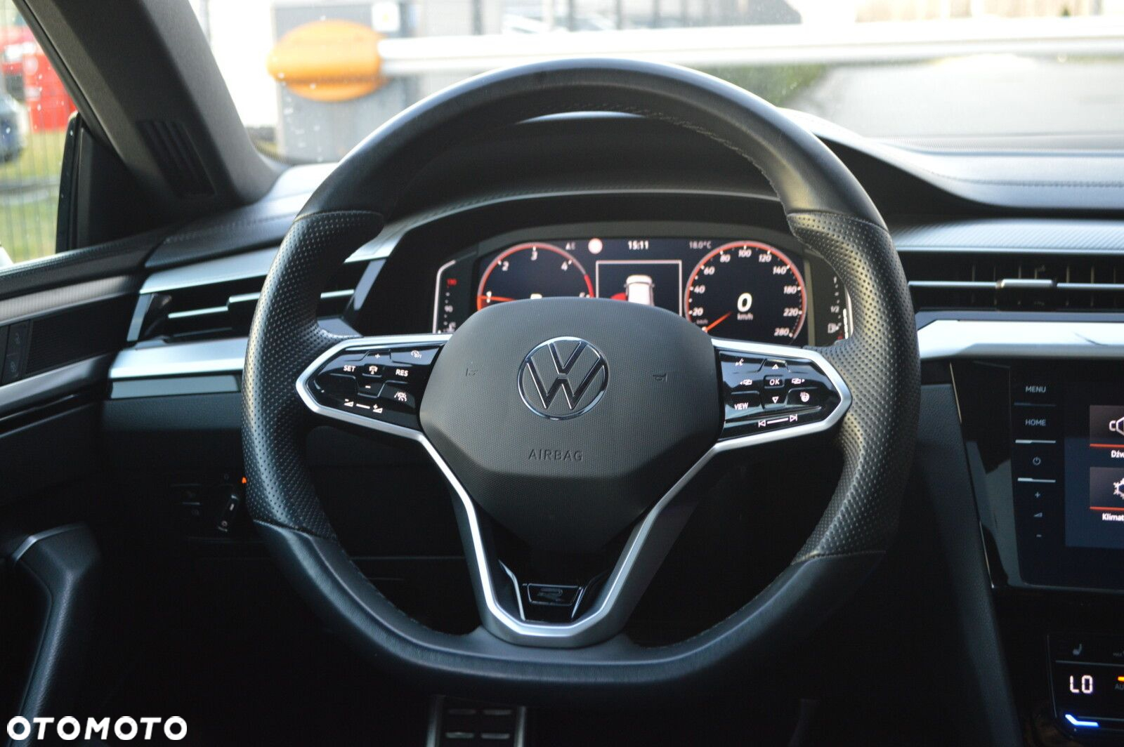Volkswagen Arteon 2.0 TDI 4Motion R-Line DSG - 25
