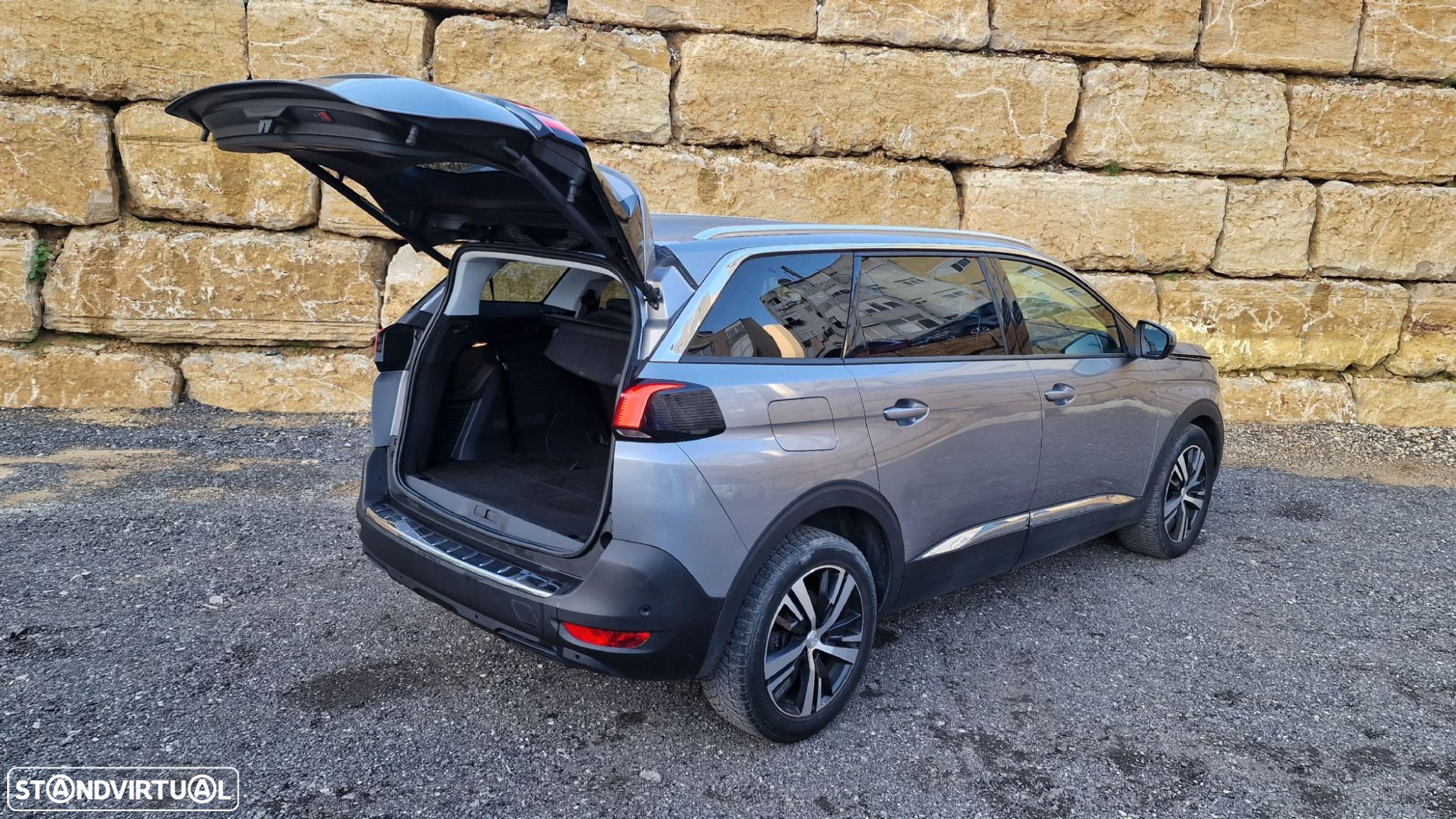 Peugeot 5008 1.5 BlueHDi Allure EAT8 - 30