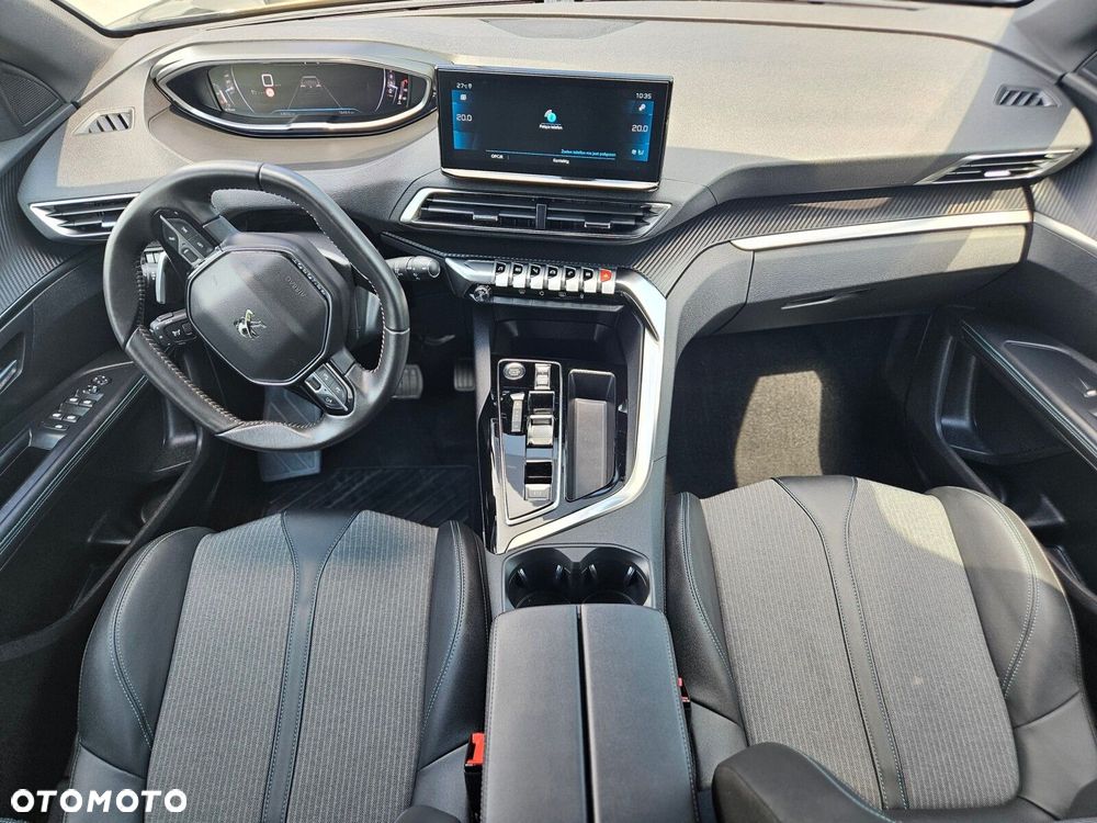 Peugeot 5008 - 10
