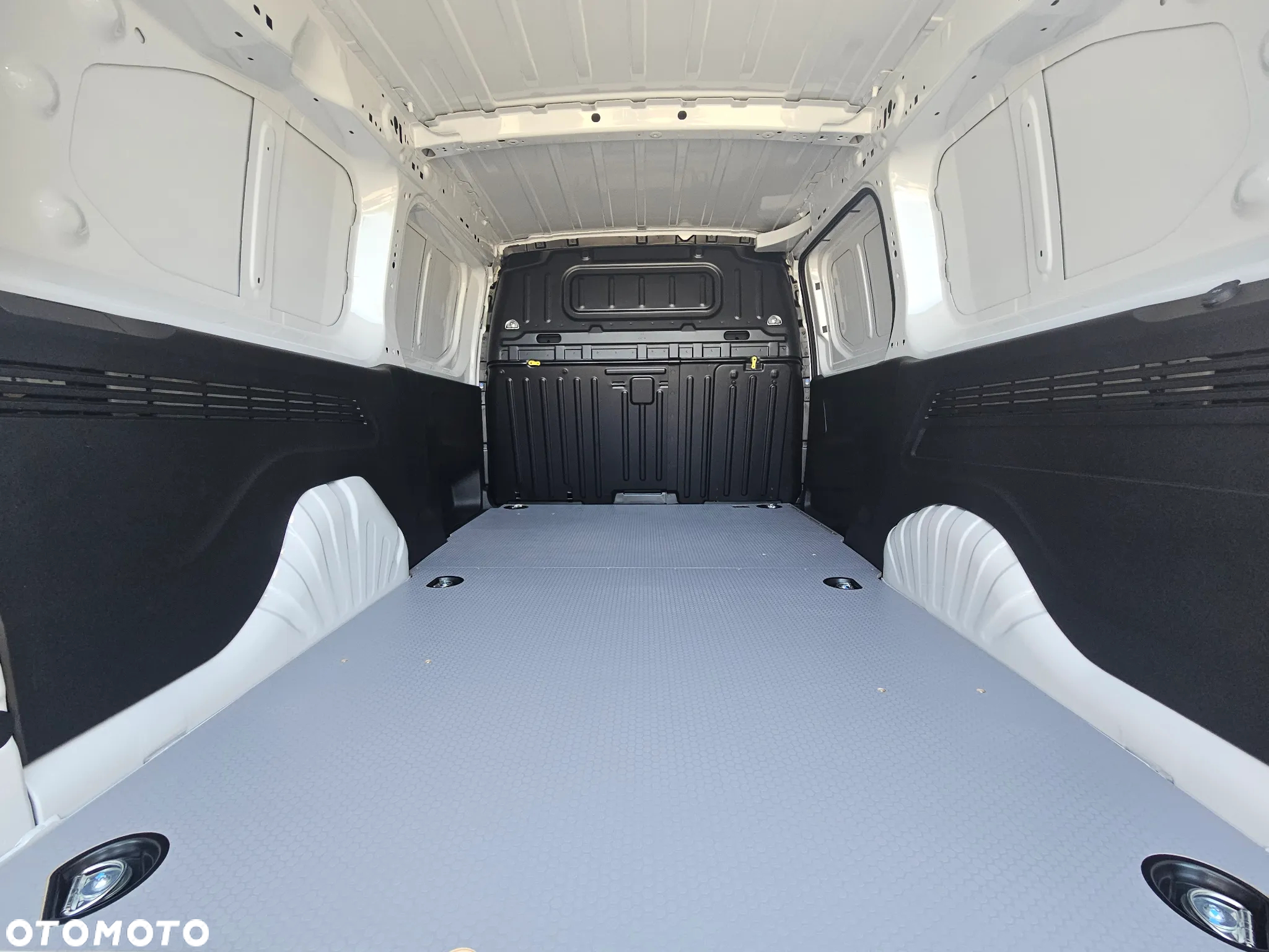 Toyota Proace City - 8