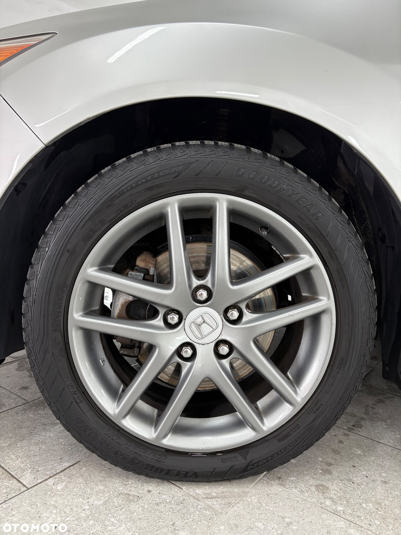 Honda Accord 2.0 Executive - 15