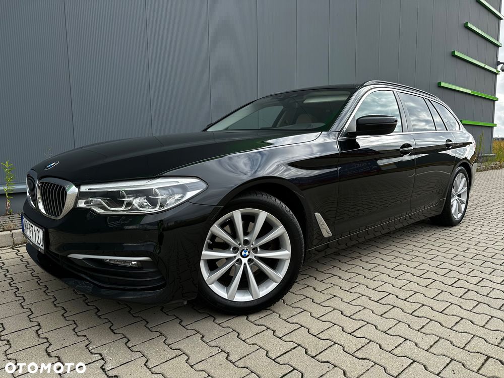 BMW Seria 5 520d Touring Luxury Line - 1