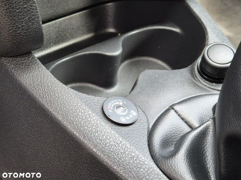 Dacia Sandero - 15