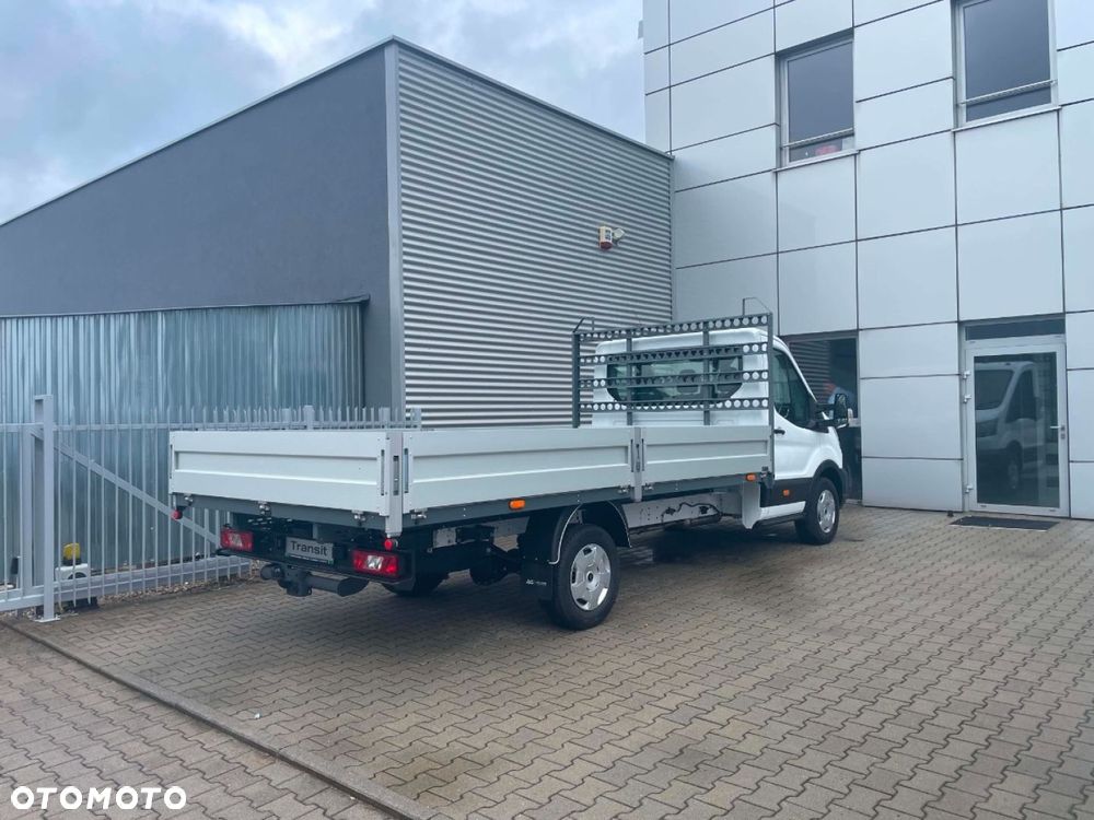 Ford Transit - 8