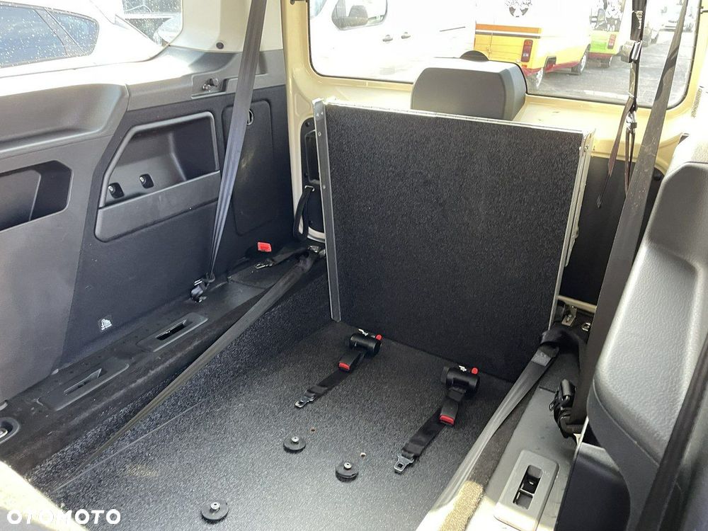 Volkswagen Caddy 2.0 (7-Si.) DSG Move Maxi - 7