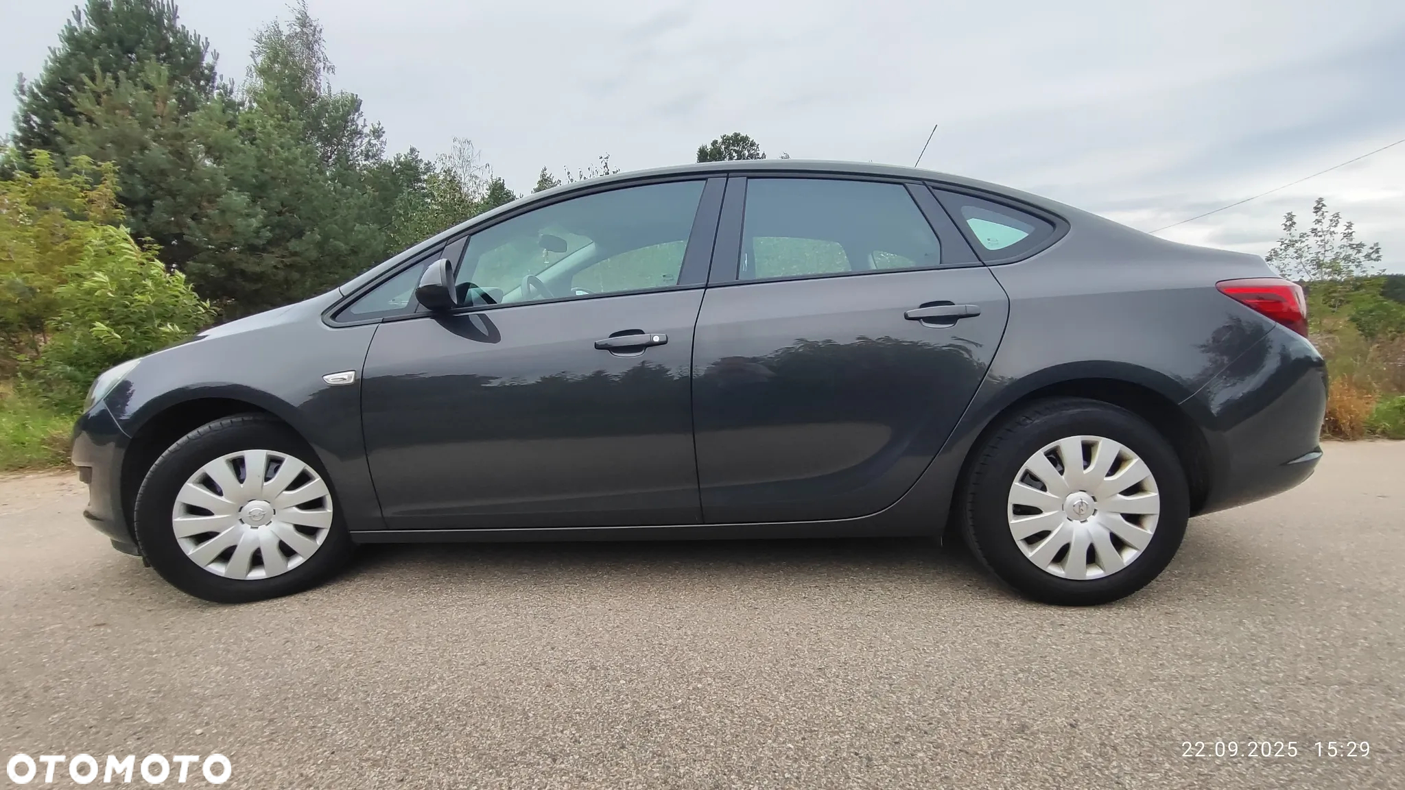 Opel Astra IV 1.4 T Active EU6 - 14
