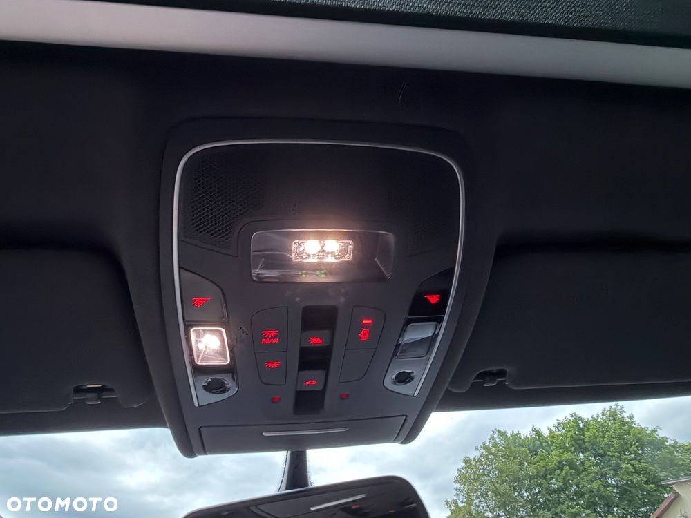 Audi A6 Avant 2.0 TDI ultra S tronic - 9