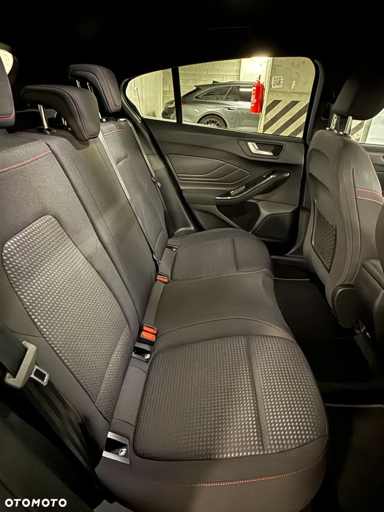 Ford Focus 1.0 EcoBoost ST-Line ASS PowerShift - 8