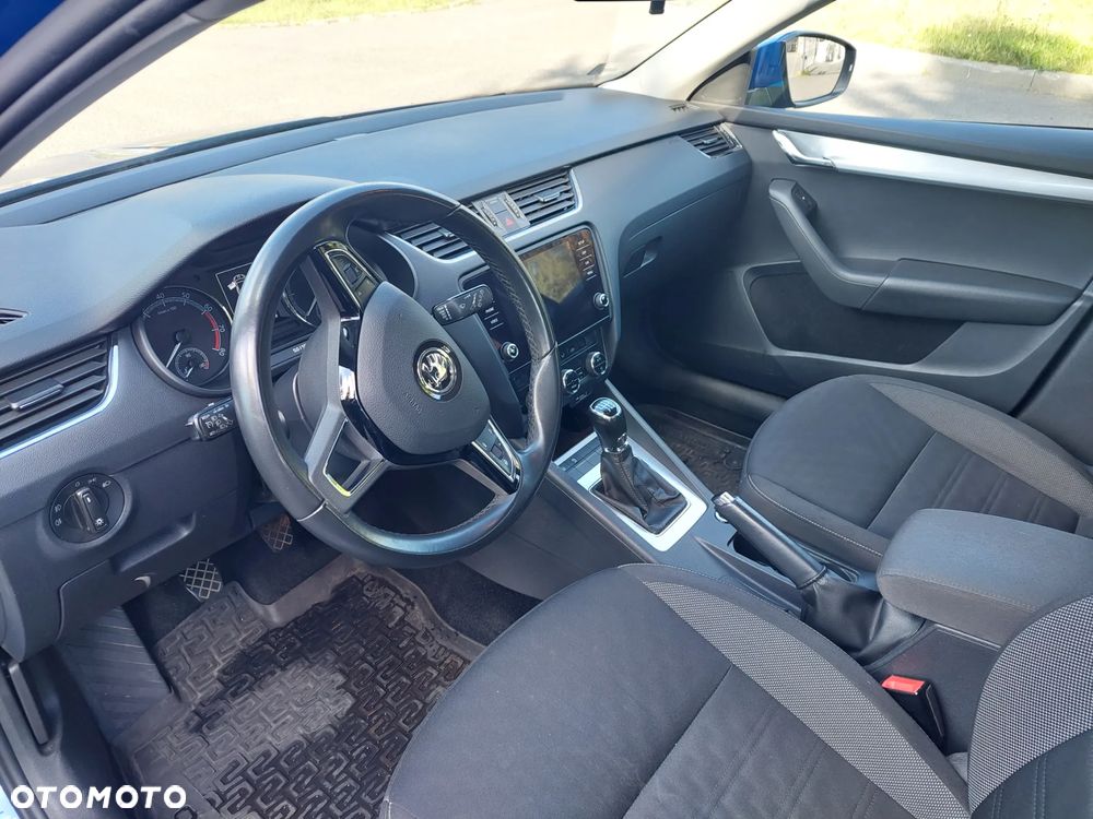 Skoda Octavia 1.5 TSI ACT Ambition - 6