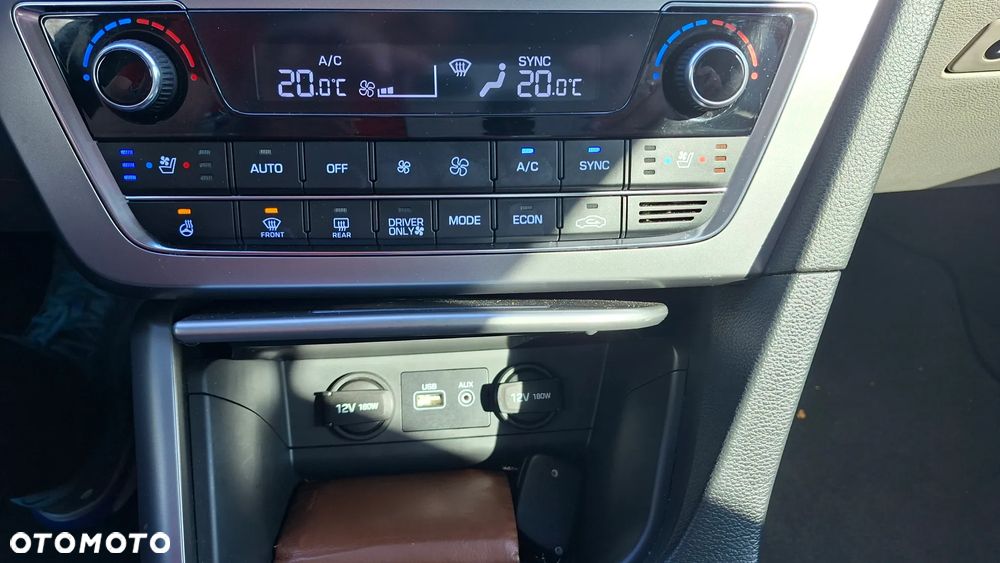 Hyundai Sonata - 19