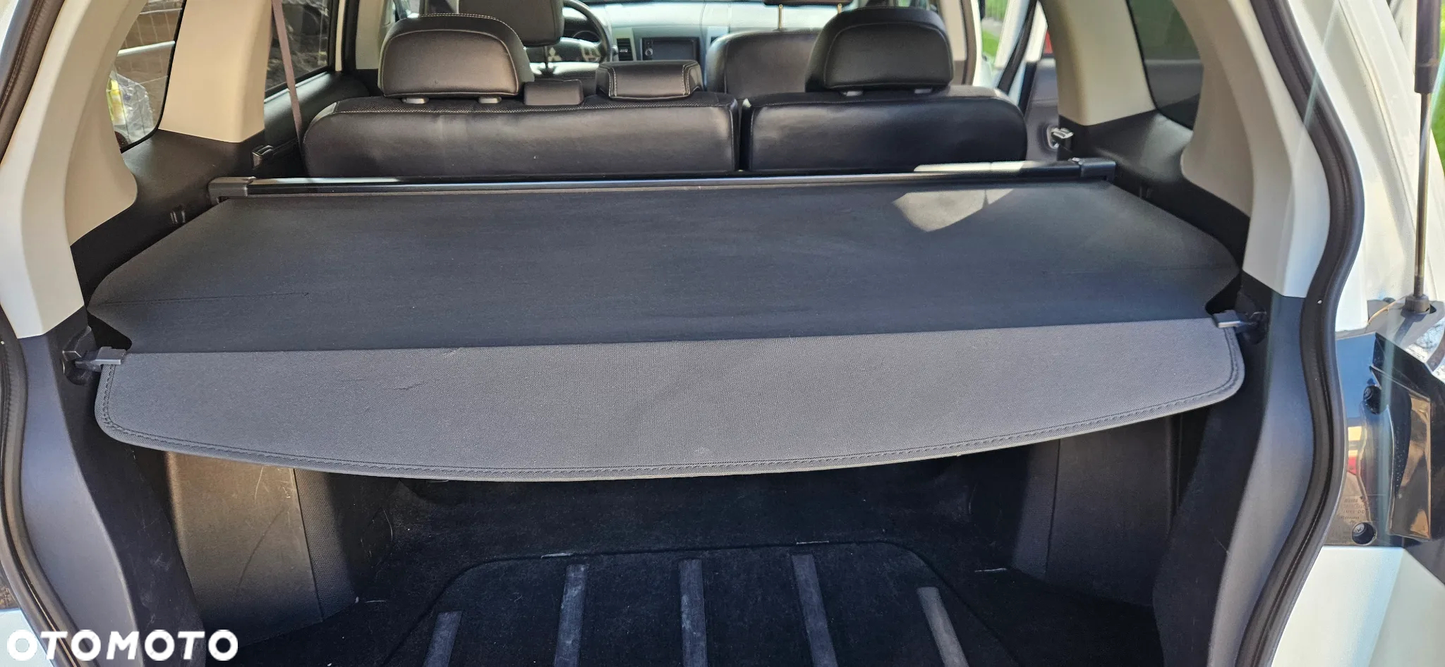 Mitsubishi Outlander 2.0 Intense + 2WD EU5 - 15