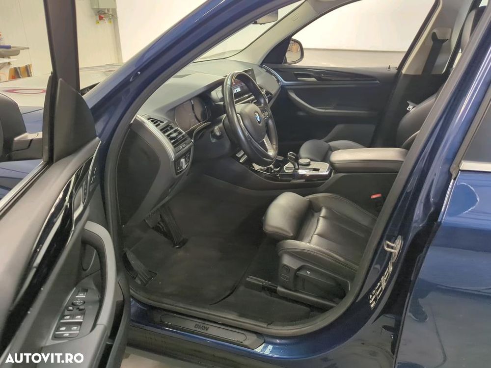 BMW X3 xDrive20d AT xLine - 14