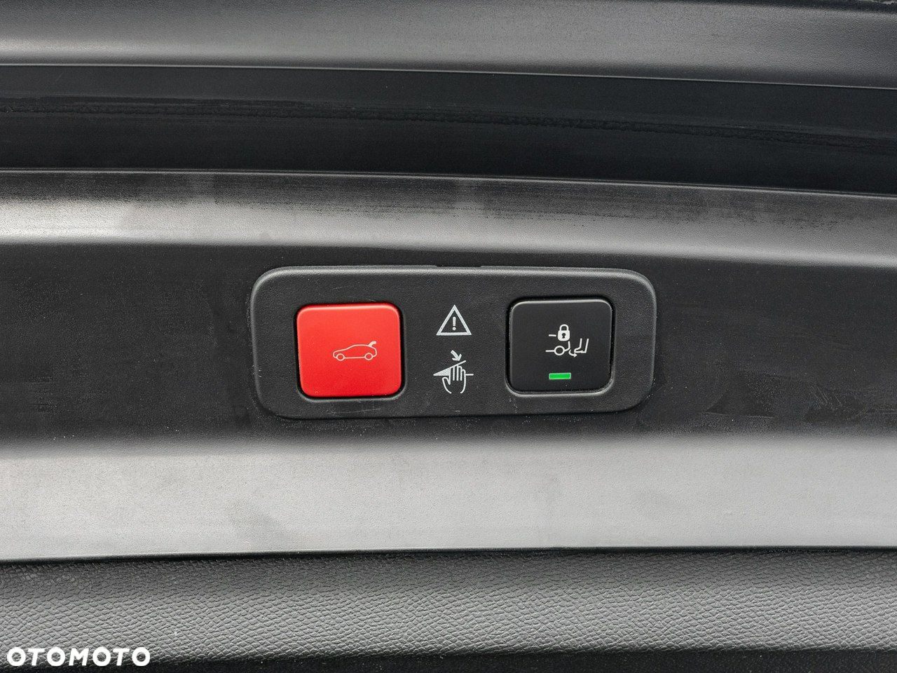Peugeot 5008 - 29