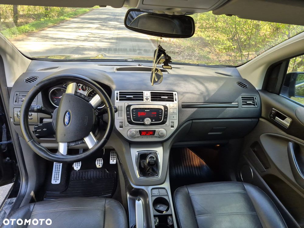 Ford Kuga 2.0 TDCi Titanium - 6