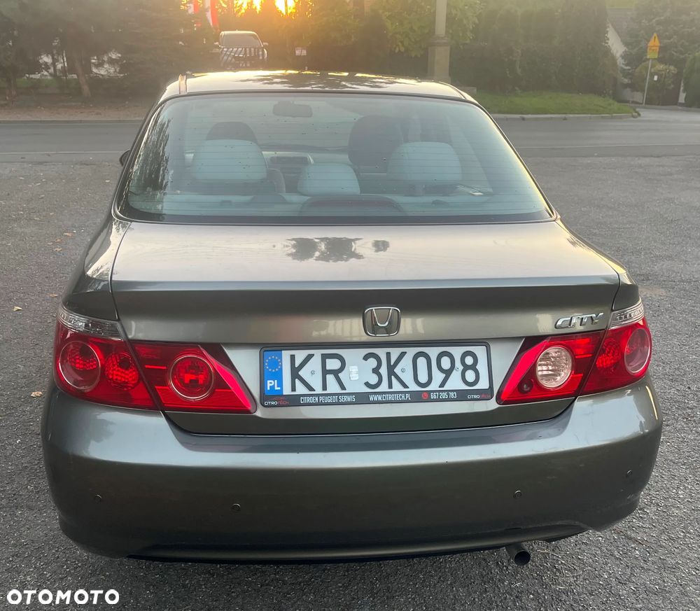 Honda City 1.4 Comfort - 6