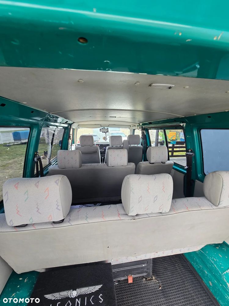 Volkswagen Transporter - 10