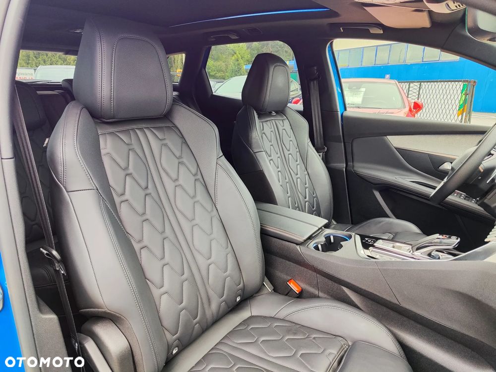 Peugeot 3008 1.6 PureTech HYbrid4 GT S&S EAT8 - 10