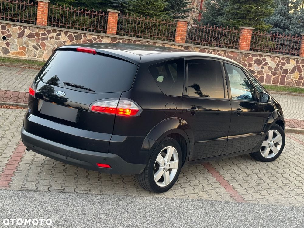 Ford S-Max 2.0 Titanium - 23