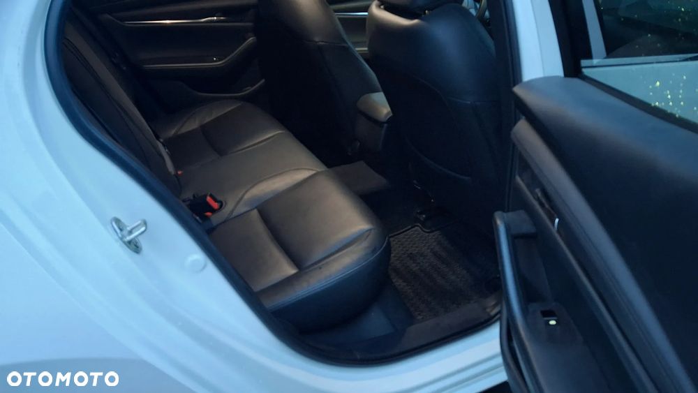 Mazda 3 e-SKYACTIV-X 186 M HYBRID TAKUMI - 39