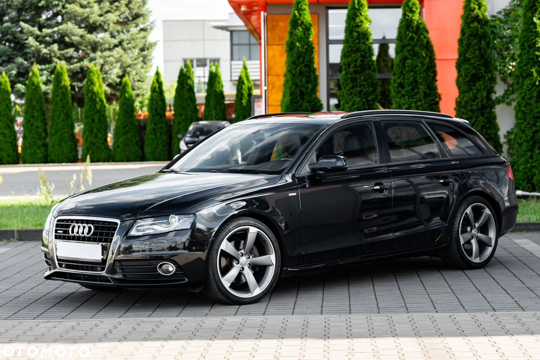 Audi A4 Avant 3.0 TDI DPF clean diesel quattro tiptron S line Sportpaket - 12
