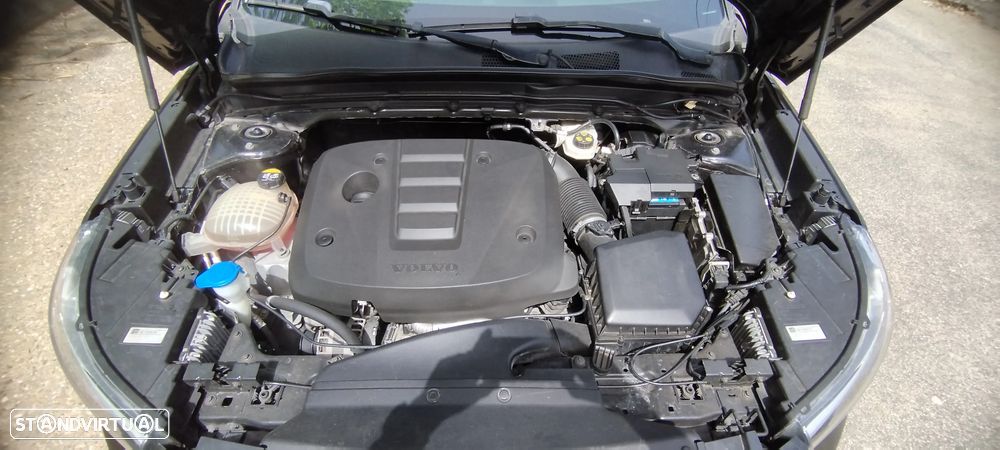 Volvo XC 40 2.0 D3 Momentum Plus - 18