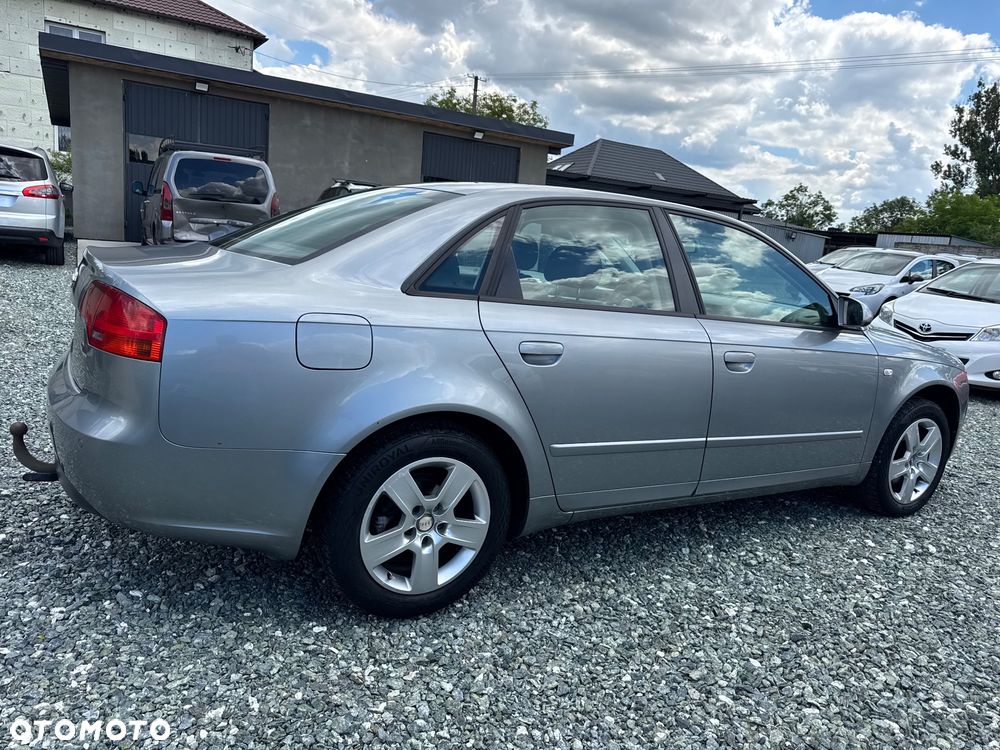 Audi A4 Limousine 2.0 TDI DPF - 6