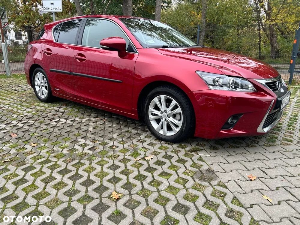 Lexus CT - 1