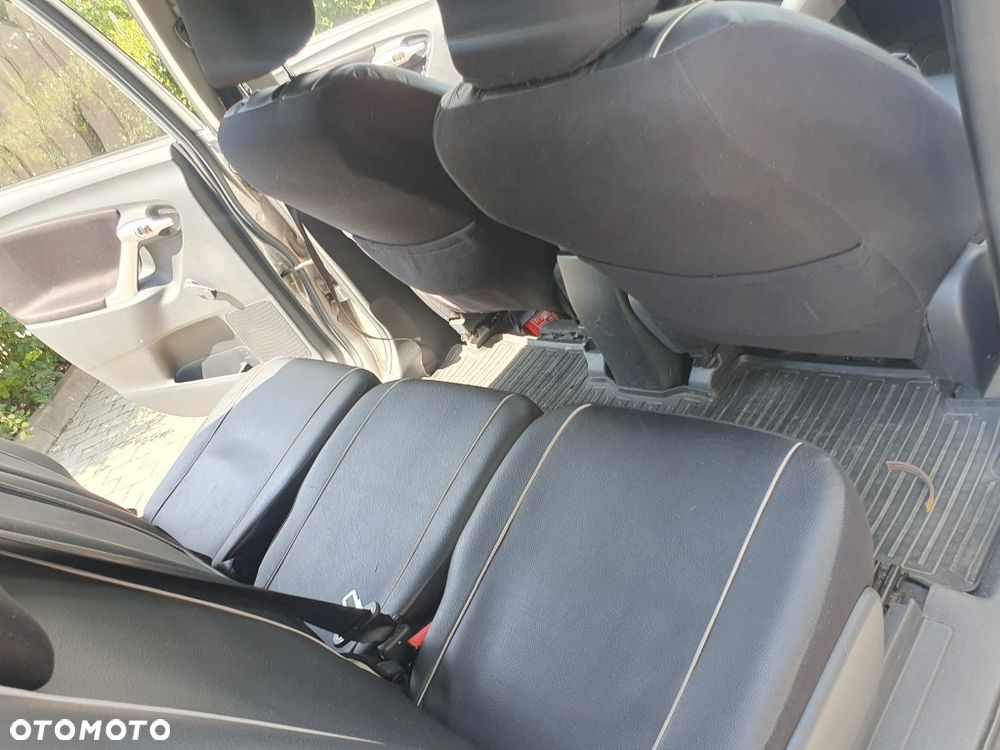 Toyota Verso 2.0 D-4D Luna - 11