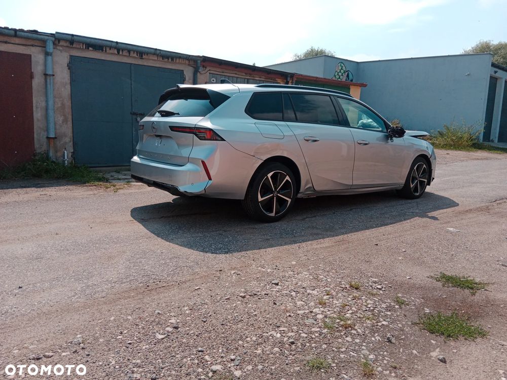 Opel Astra 1.2 Turbo Business Elegance - 5