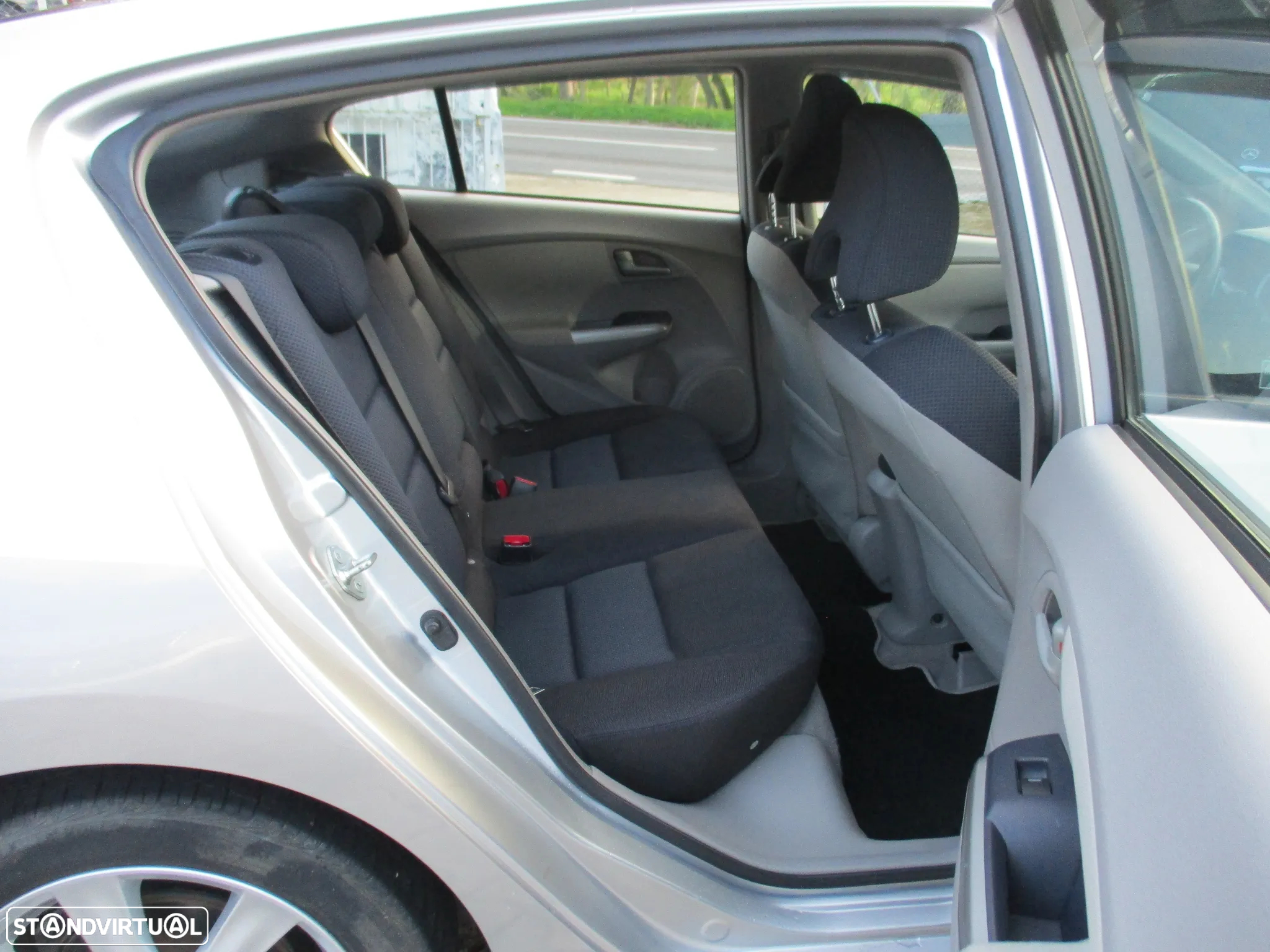 Honda Insight 1.3 IMA i-VTEC Executive - 21