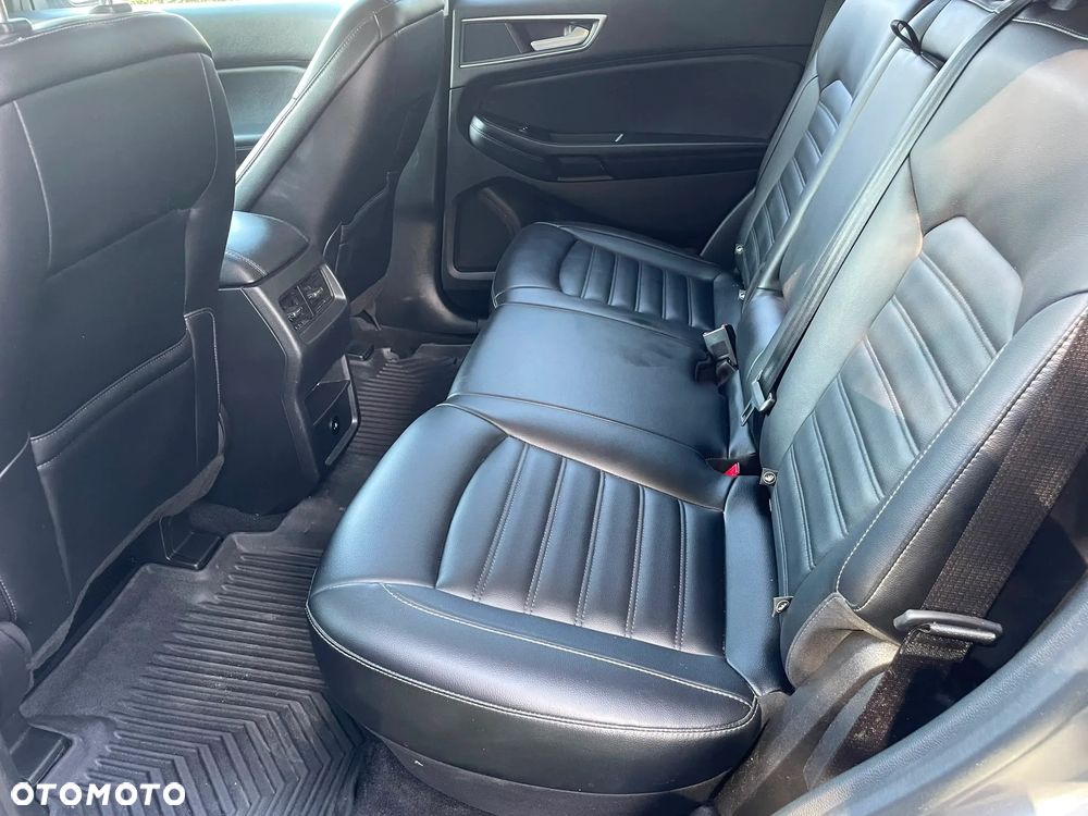 Ford Edge - 11