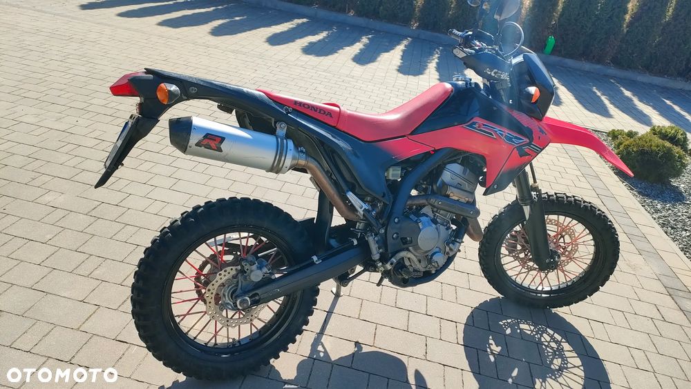 Honda CRF - 8