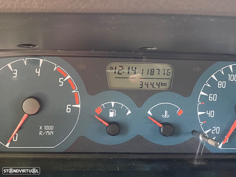 Nissan Terrano II 2.7 TD - 11