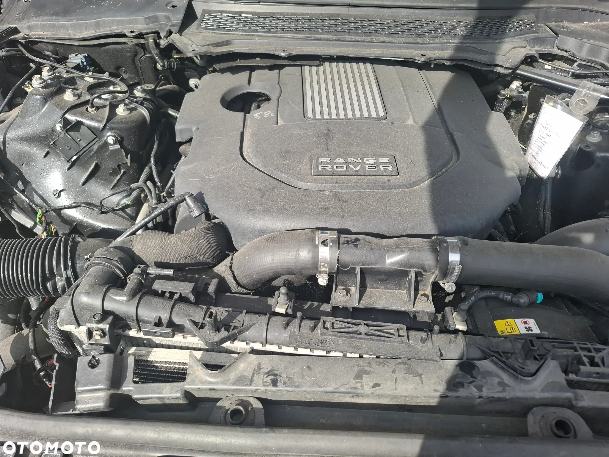 Land Rover Range Rover Sport TDV6 HSE Dynamic - 24