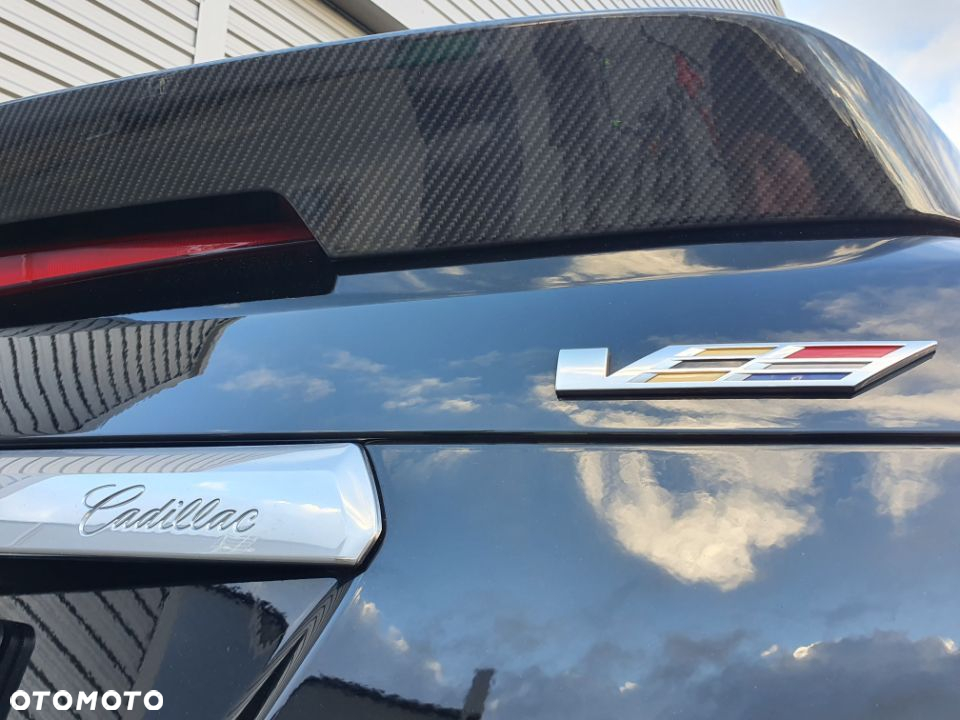 Cadillac CTS - 40