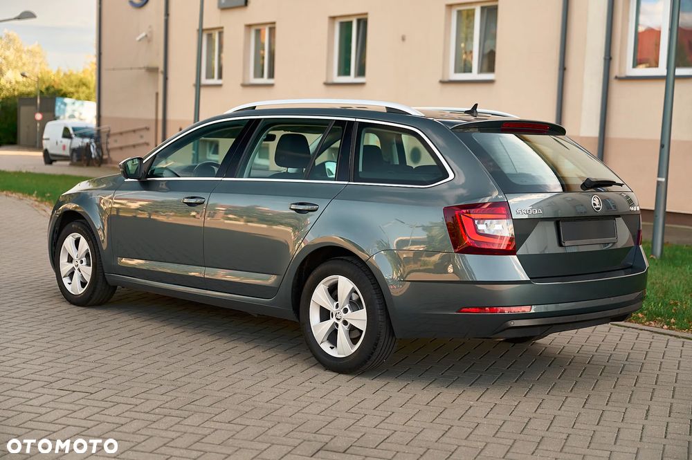 Skoda Octavia 1.6 TDI DSG Ambition - 7