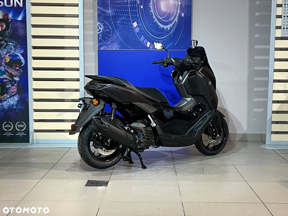 Yamaha NMAX - 7