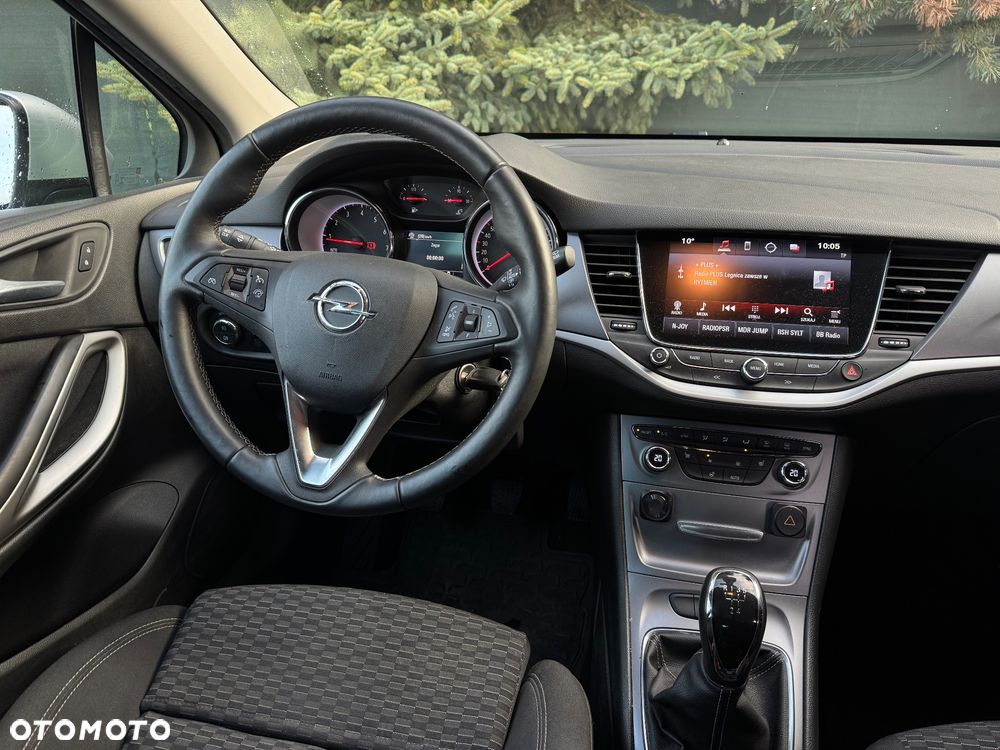 Opel Astra 2019 photo 3
