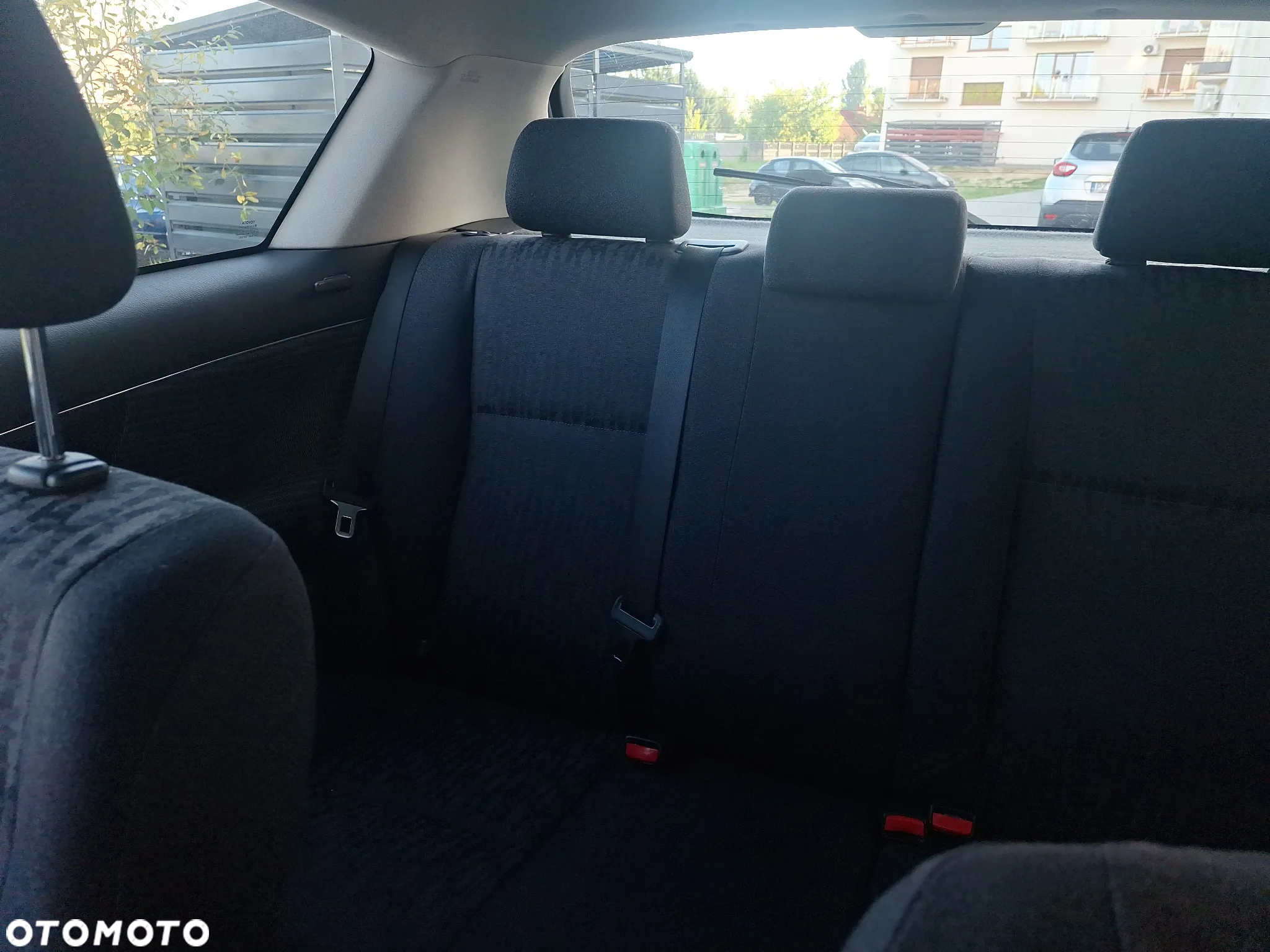 Toyota Corolla 1.6 VVT-i Luna - 11