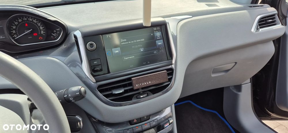 Peugeot 208 1.2 PureTech Allure - 11