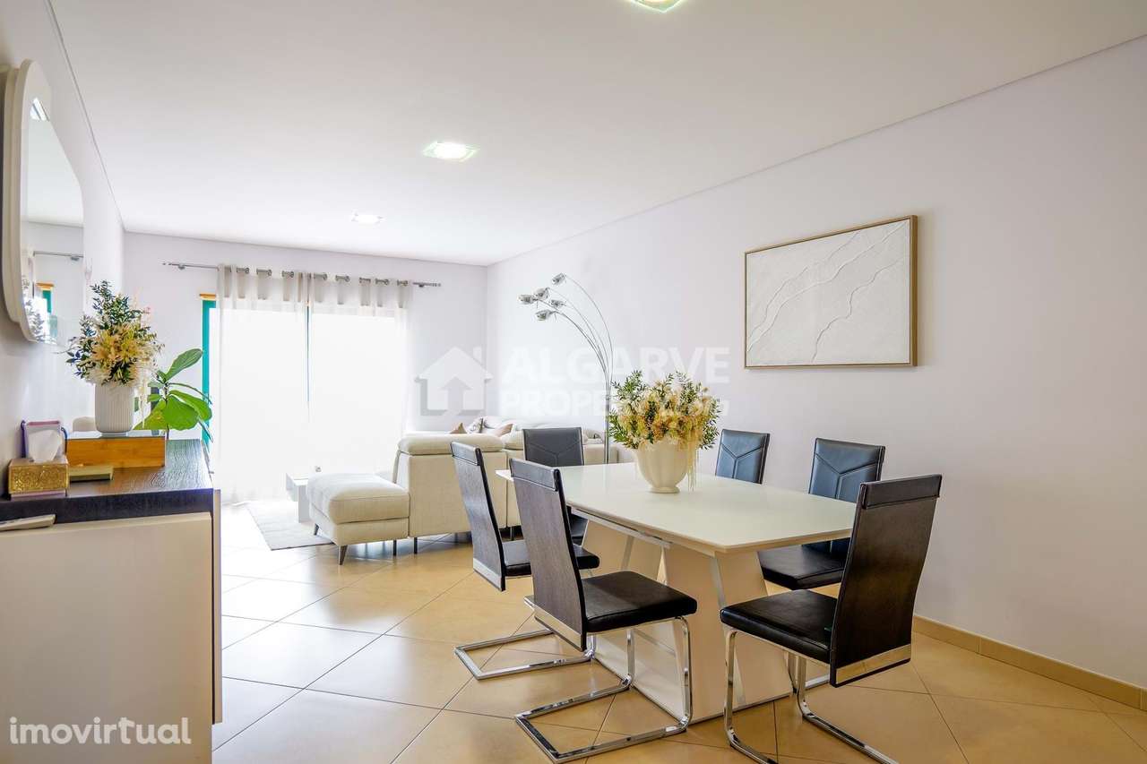 T3 - Ultimo andar com garagem, piscina a 10 minutos de Vilamoura, prai - Grande imagem: 2/29