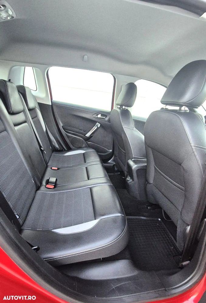 Peugeot 2008 PureTech 110 Stop&Start EAT6 GT-Line Edition - 21