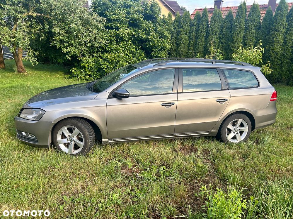 Volkswagen Passat 1.6 TDI Trendline - 3