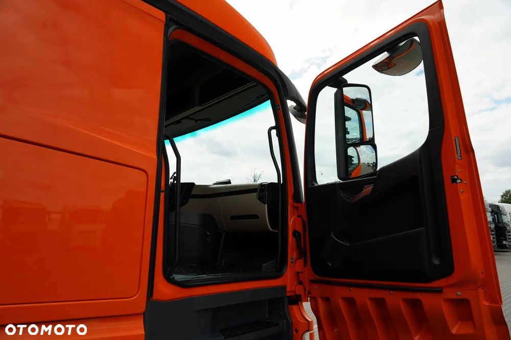 Mercedes-Benz ACTROS 1848 / PEŁNY ADR / SALONKA / STREAM SPACE - 38